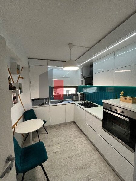 Chiajna apartament 3 camere cu terasa si curte, spatiu  comercial, loc parcare