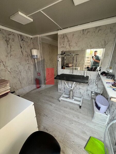 Chiajna apartament 3 camere cu terasa si curte, spatiu  comercial, loc parcare